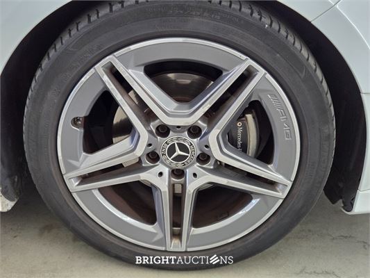 Mercedes-Benz A200 Business Solution AMG 163pk 2019 (Origineel-NL) A-klasse, XJ-315-N