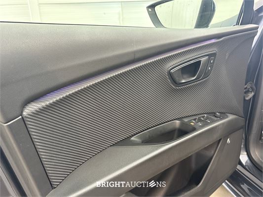 SEAT Leon ST 4DRIVE CUPRA Ultimate Edition 2.0 TSI 301pk 2020, X-831-JL