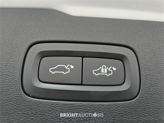 Volvo V60 T8 Twin Engine Inscription 2.0 AWD 392pk 2020, T-034-TZ