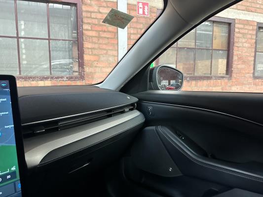 Ford Mustang Mach-E RWD 75 kWh 269pk 2021 (Origineel-NL + 1e eigenaar), N-361-JS