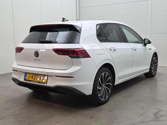 Volkswagen Golf Life 1.5 TSI 131pk 2020 (Origineel-NL), J-437-KF