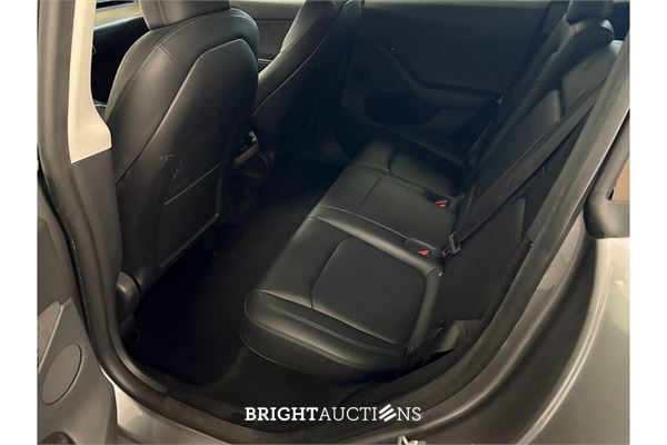 Tesla Model Y Performance AWD 75 kWh 2023 (Origineel-NL), X-353-BR