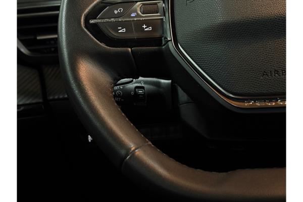 Peugeot 2008 Active 1.2 PureTech 100pk 2022 (Origineel-NL), R-566-RD