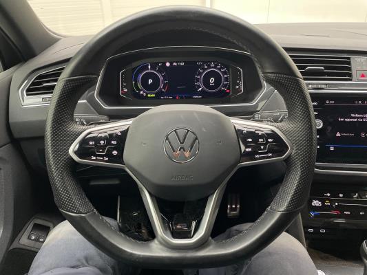 Volkswagen Tiguan eHybrid R-Line Business 1.4 TSI 265pk 2022 (Origineel-NL), P-225-HR