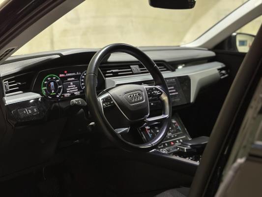 Audi e-tron Sportback 55 Quattro Business Edition 95 kWh 408pk 2020 (Origineel-NL + 1e Eigenaar), K-592-GL
