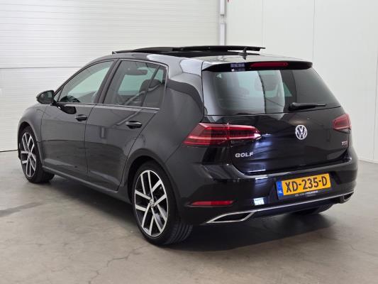 Volkswagen Golf Highline Business R 1.4 TSI 150pk 2017, XD-235-D