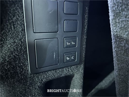 Land Rover Discovery 3.0 Td6 HSE Luxury 258pk 2018 7-persoons, T-774-BK
