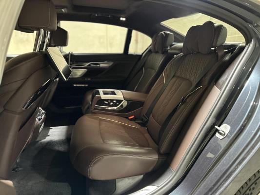 BMW 750Li xDrive High Executive 4.4 V8 7-serie 449pk 2017, XF-396-X