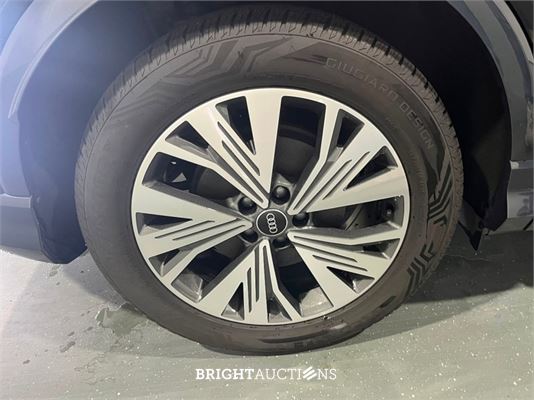 Audi Q4 e-tron 35 Advanced edition 55 kWh 170pk 2022 (Origineel-NL), R-475-BX