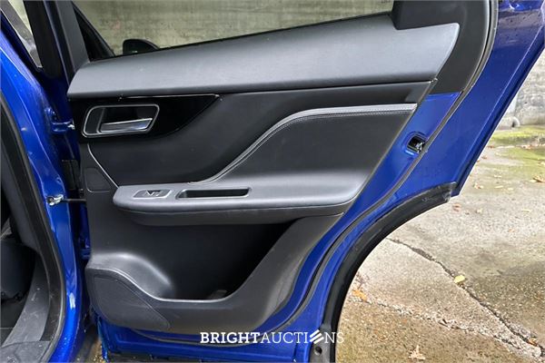 Jaguar F-Pace 2.0d AWD R-Sport 179pk 2019 (Origineel-NL & 2e Eigenaar), XS-172-X
