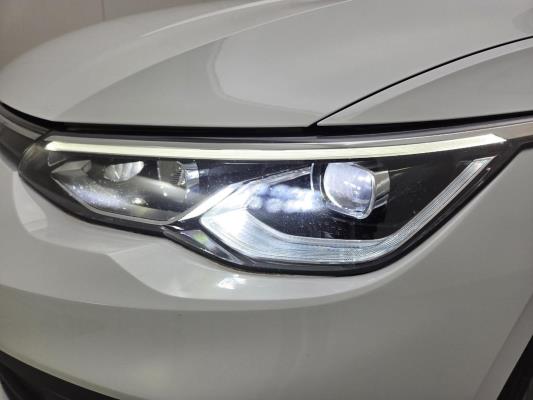 Volkswagen Golf Life 1.5 TSI 131pk 2020 (Origineel-NL), J-437-KF