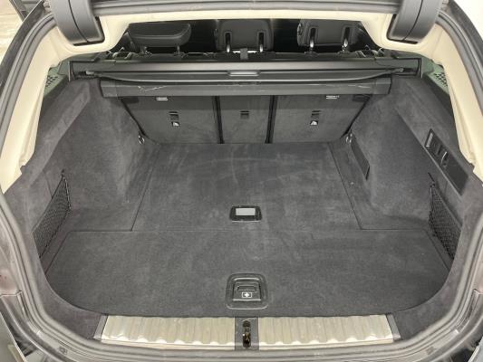 BMW 318i 3-serie Touring Business Edition Plus 156pk 2022 (Origineel-NL) 3-Serie, P-820-VB