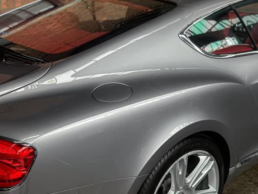 Bentley Continental GT 4.0 V8 500pk 2015 (8-speed)