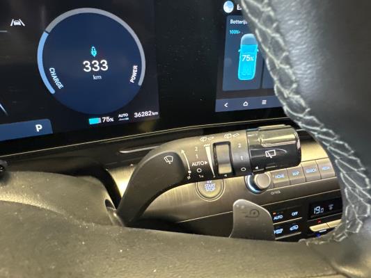 Hyundai Kona Electric Smart 65 4 kWh 218pk 2024 (Origineel-NL), Z-542-BP