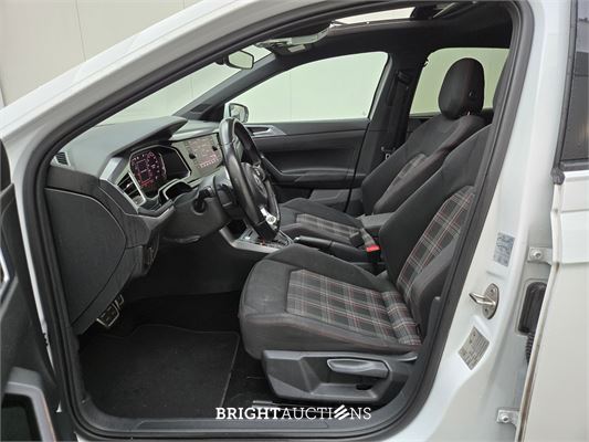 Volkswagen Polo GTI 2.0 TSI 200pk 2020, Z-655-DJ
