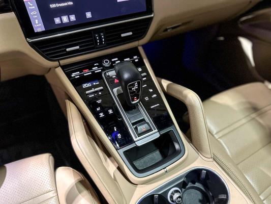 Porsche Cayenne Coupé 3.0 V6 E-Hybrid 462pk 2021 (Origineel-NL + 1e eigenaar), K-327-PV