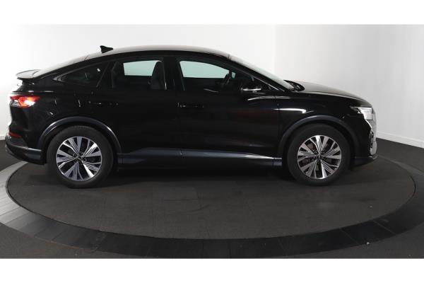 Audi Q4 40 Advanced edition 77 kWh 204pk 2022 (Origineel-NL), P-242-HB