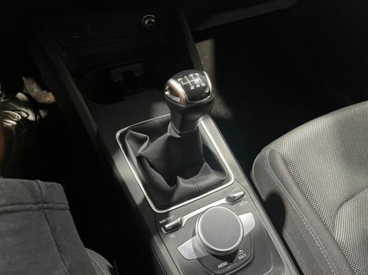 Audi Q2 30 Advanced edition TFSI 110pk 2022 (Origineel-NL), R-409-TP