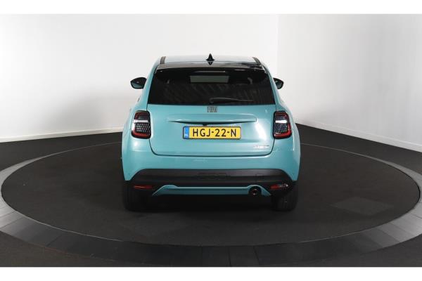 Fiat 600 Hybrid La Prima 1.2 100pk 2025 (Origineel-NL), HGJ-22-N