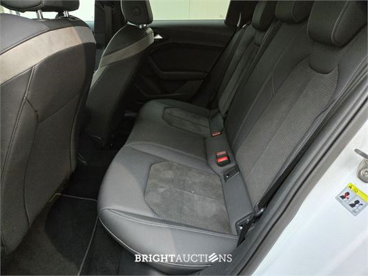 Audi A1 citycarver 30 epic TFSI 116pk 2019, X-200-BG