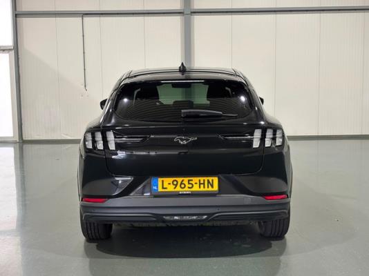 Ford Mustang Mach-E Extended RWD 98 kWh 286pk 2021 (Origineel-NL), L-965-HN