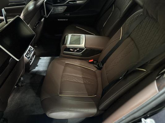 BMW 750Li xDrive High Executive 4.4 V8 7-serie 449pk 2017, XF-396-X
