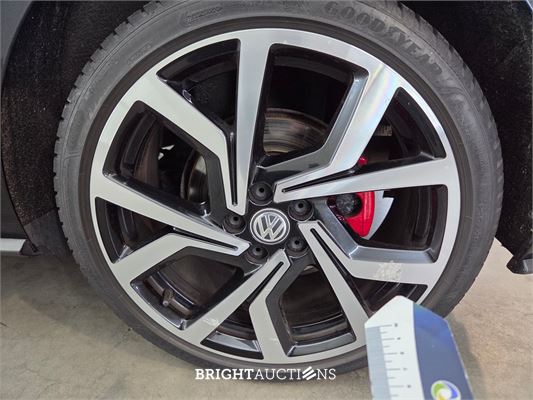 Volkswagen Polo GTI 2.0 TSI 200pk 2019, L-251-SH