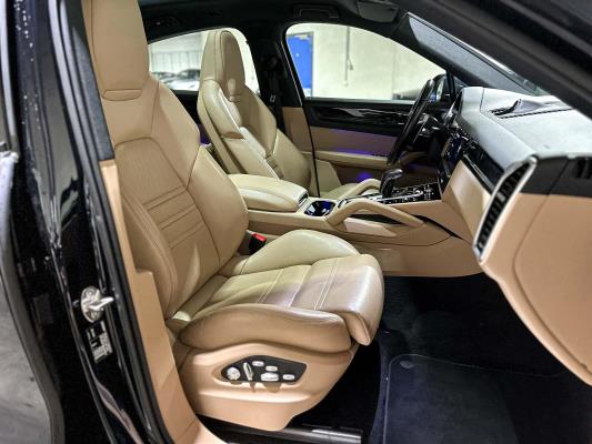 Porsche Cayenne Coupé 3.0 V6 E-Hybrid 462pk 2021 (Origineel-NL + 1e eigenaar), K-327-PV