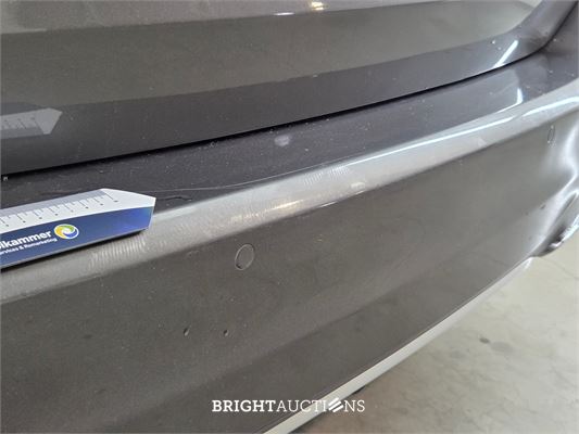 Mercedes-Benz B180d Launch Edition Premium 116pk 2019 B-klasse, L-741-HP