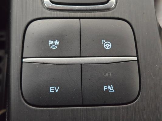 Ford Kuga PHEV Vignale 2.5 261pk 2022 (Origineel-NL), N-565-ZS