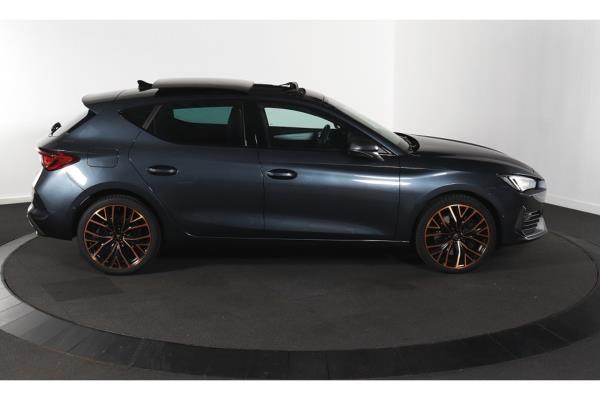 CUPRA Leon E-Hybrid VZ Copper Edition 1.4 258pk 2021 (Origineel-NL), L-245-XX