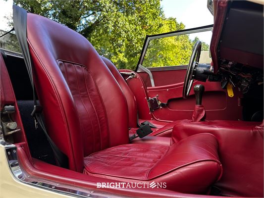 Morgan Plus 8 4.0 V8 190pk 2001, P-992-JB