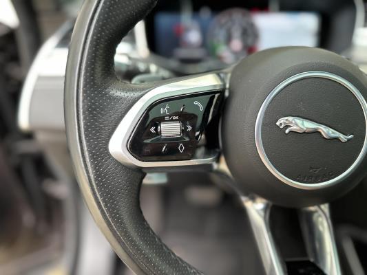 Jaguar F-PACE P400e PHEV R-Dynamic S 2.0 404pk 2021, R-154-VJ