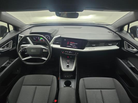 Audi Q4 e-tron 35 Edition 55 kWh 170pk 2022 (Origineel-NL), R-847-TD