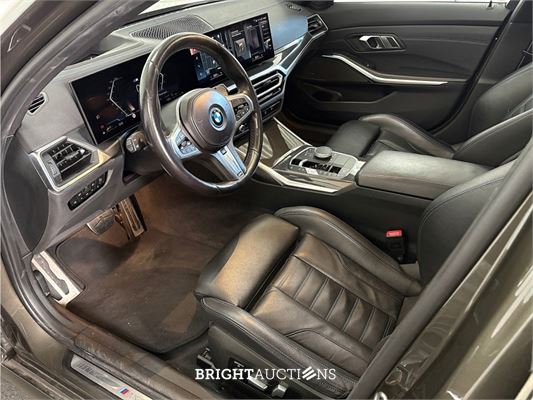 BMW 330e Touring 292pk 2023 (Origineel-NL) 3-Serie, T-265-ND