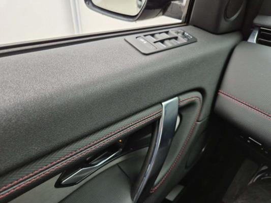 Land Rover Discovery Sport P300e Dynamic Se AWD 309pk 2023, 2EEB519