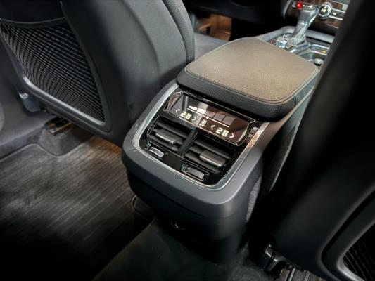 Volvo XC90 2.0 T6 AWD Inscription 320pk 2015, ZR-425-V