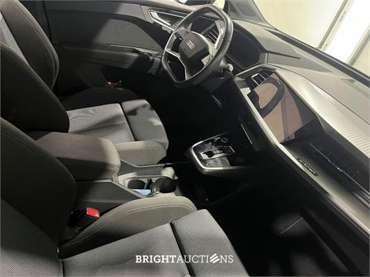 Audi Q4 e-tron 35 Advanced edition 55 kWh 170pk 2022 (Origineel-NL), R-475-BX