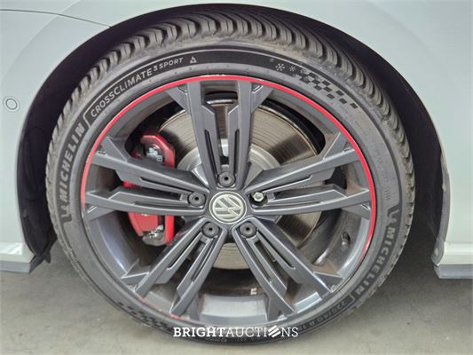 Volkswagen Golf GTI Performance 2.0 TSI 245pk 2017, SP-041-B