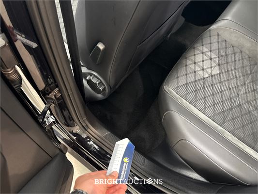 Volkswagen T-Roc 4Motion R-Line 2.0 TSI 191pk 2022, T-085-KT