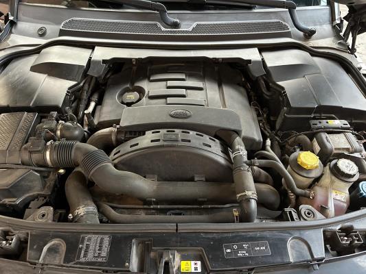 Land Rover Discovery 4 3.0 SDV6 SE HSE 256pk 2015, VNJ-87-T