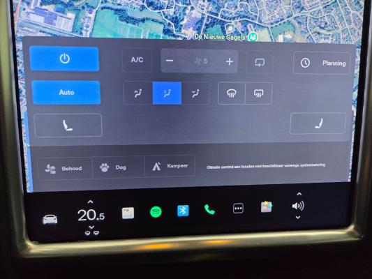 Tesla Model S Base 333pk 2015, GGD-49-B