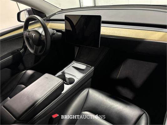 Tesla Model Y RWD 58 kWh 238pk 2023 (Origineel-NL), S-167-PJ
