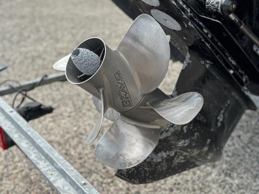 Chaparral 225 SSi Sportboot / Speedboot met Kajuit, MerCruiser 300pk – 2012