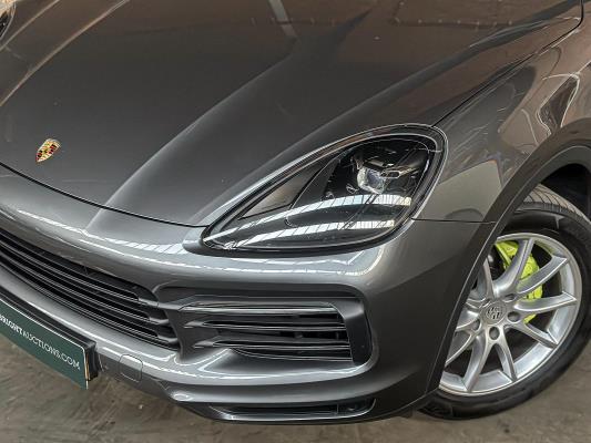 Porsche Cayenne Coupe 3.0 V6 E-Hybrid Sport-Chrono 462pk 2020, GTF-64-G
