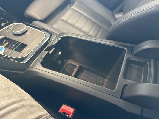 BMW iX3 High Executive Edition 80 kWh 286pk 2024 (Origineel-NL), Z-678-PR