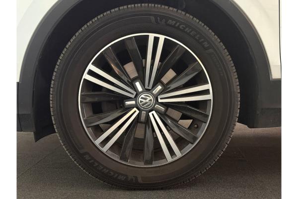 Volkswagen Tiguan ACT Highline 1.4 TSI 149pk 2017 (Origineel-NL), NV-667-S