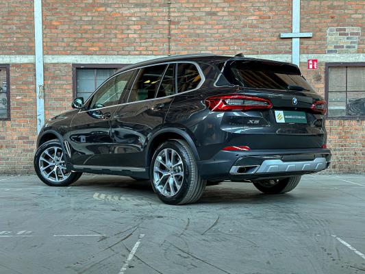 BMW X5 xDrive30d High Executive 265pk 2019, J-714-TF