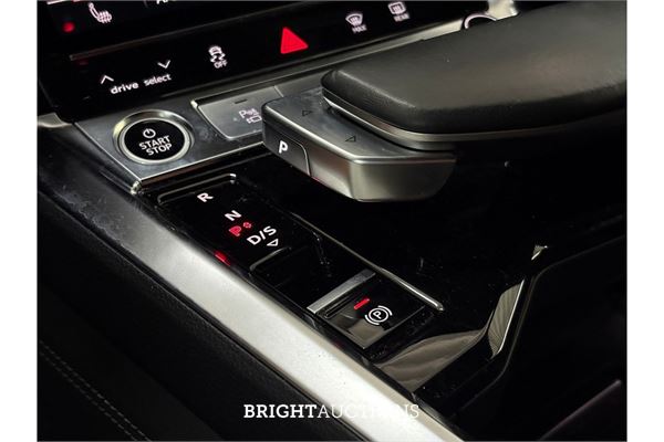 Audi e-tron 55 S edition Quattro 95 kWh 2022 (Origineel-NL), R-116-DL
