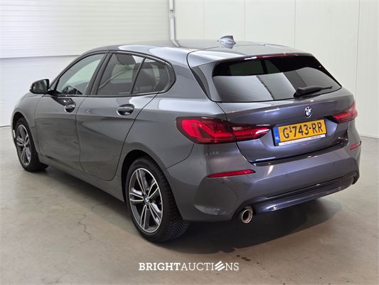 BMW 118i 1-serie Executive Edition 140pk 2019 (Origineel-NL) 1-Serie, G-743-RR